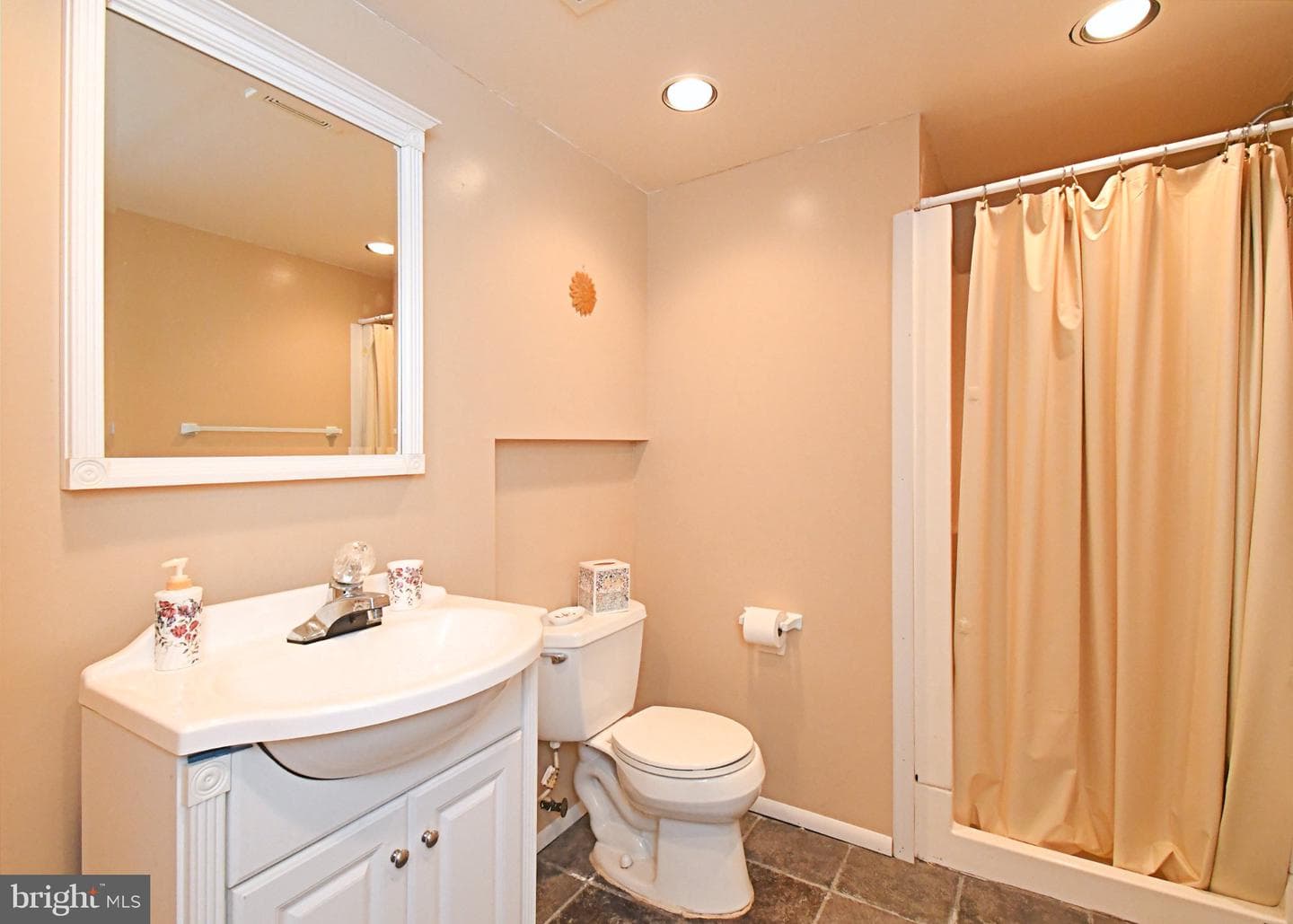 725 Mine Hill Road photo 32