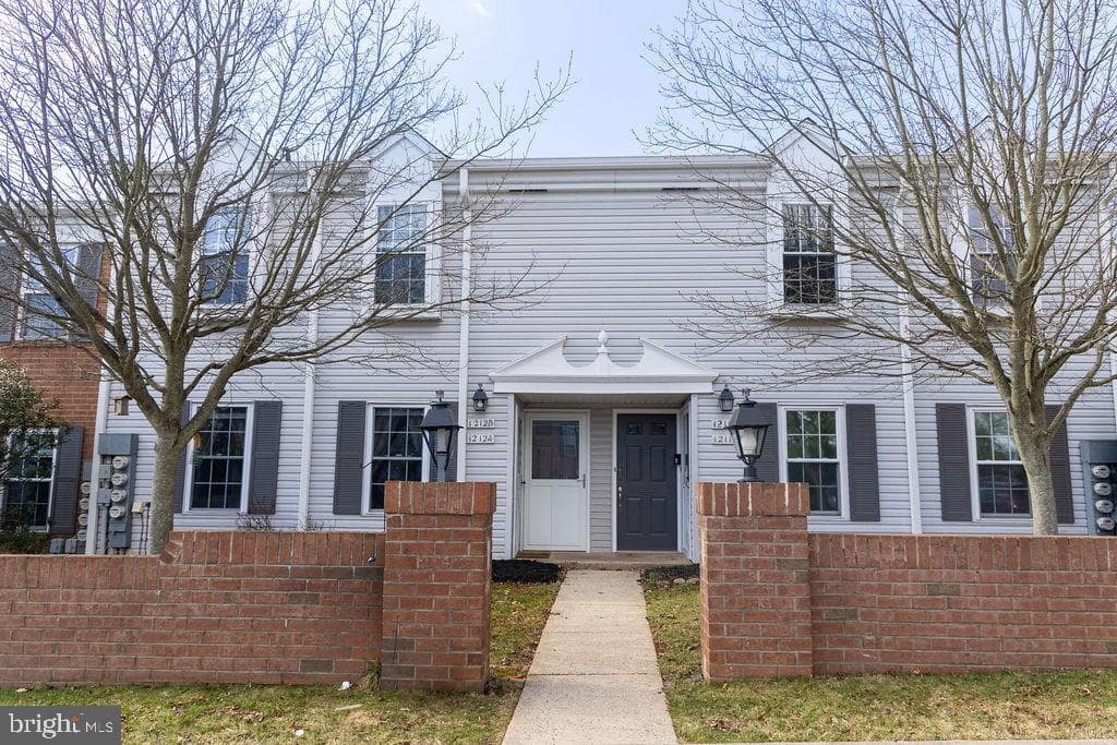 1212a Crosshill Court