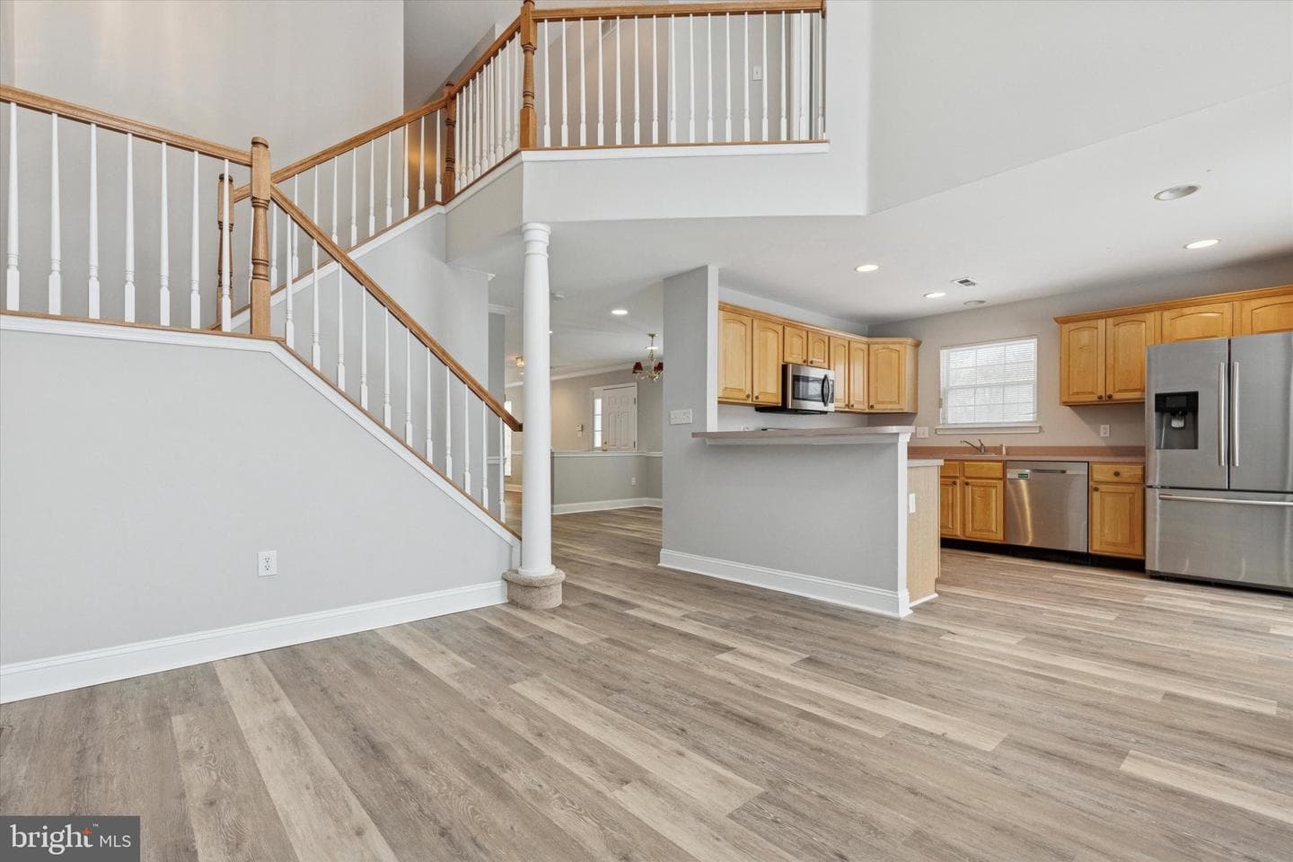 711 Bayonet Court photo 11