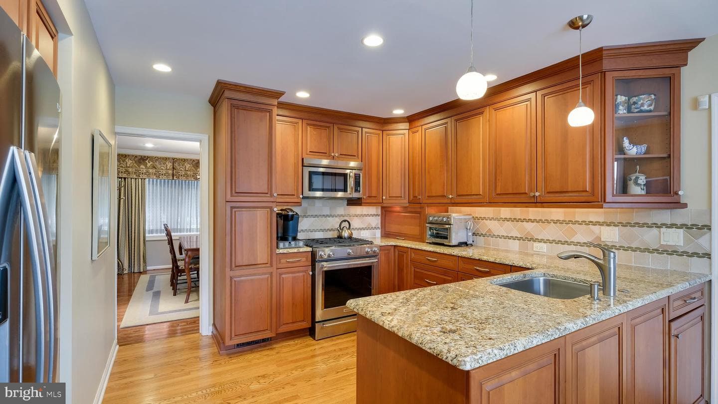 799 Bobwhite Lane photo 9