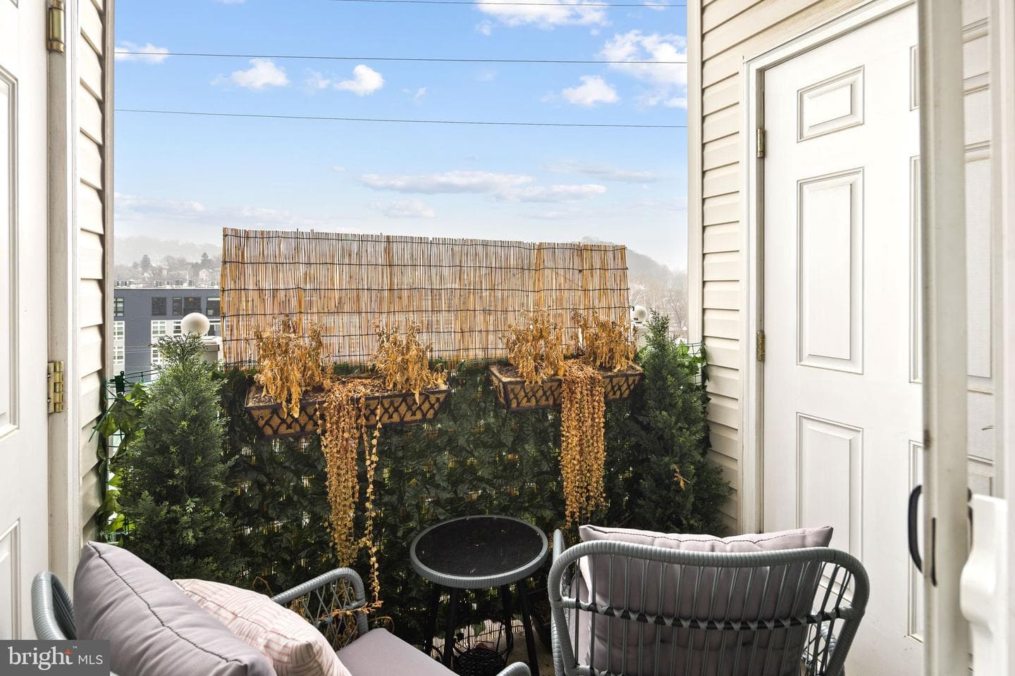 300 W Elm Street #2320 photo 17