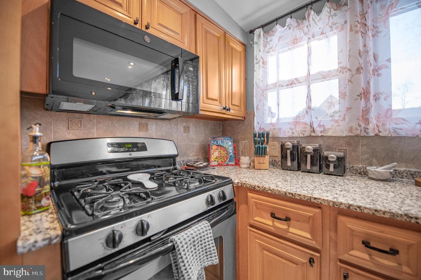 2409 Ashbourne Road photo 3