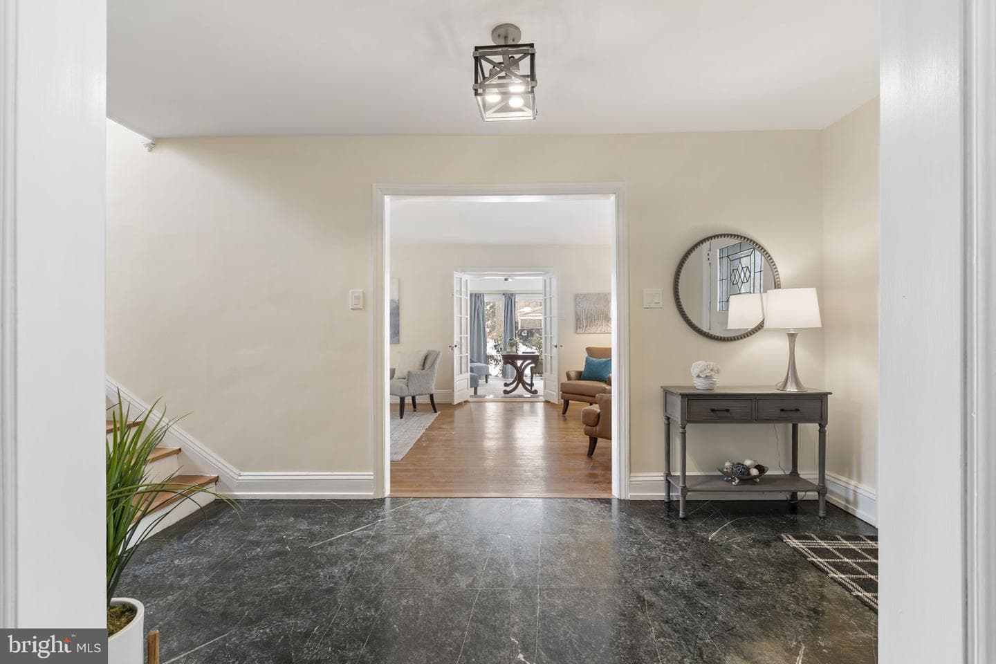 13 E Newfield Way photo 3