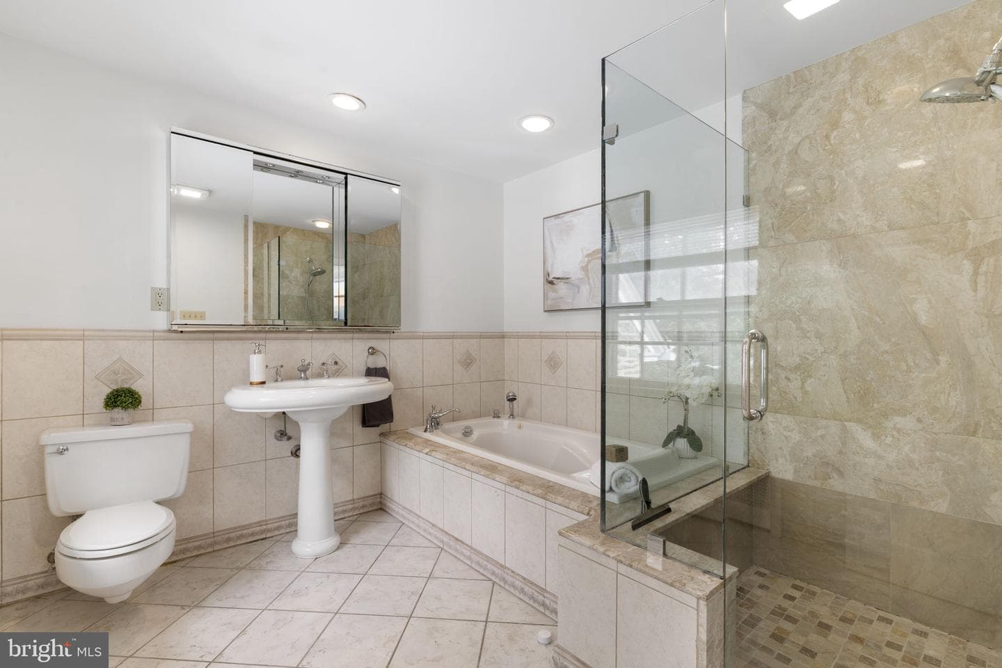 13 E Newfield Way photo 53