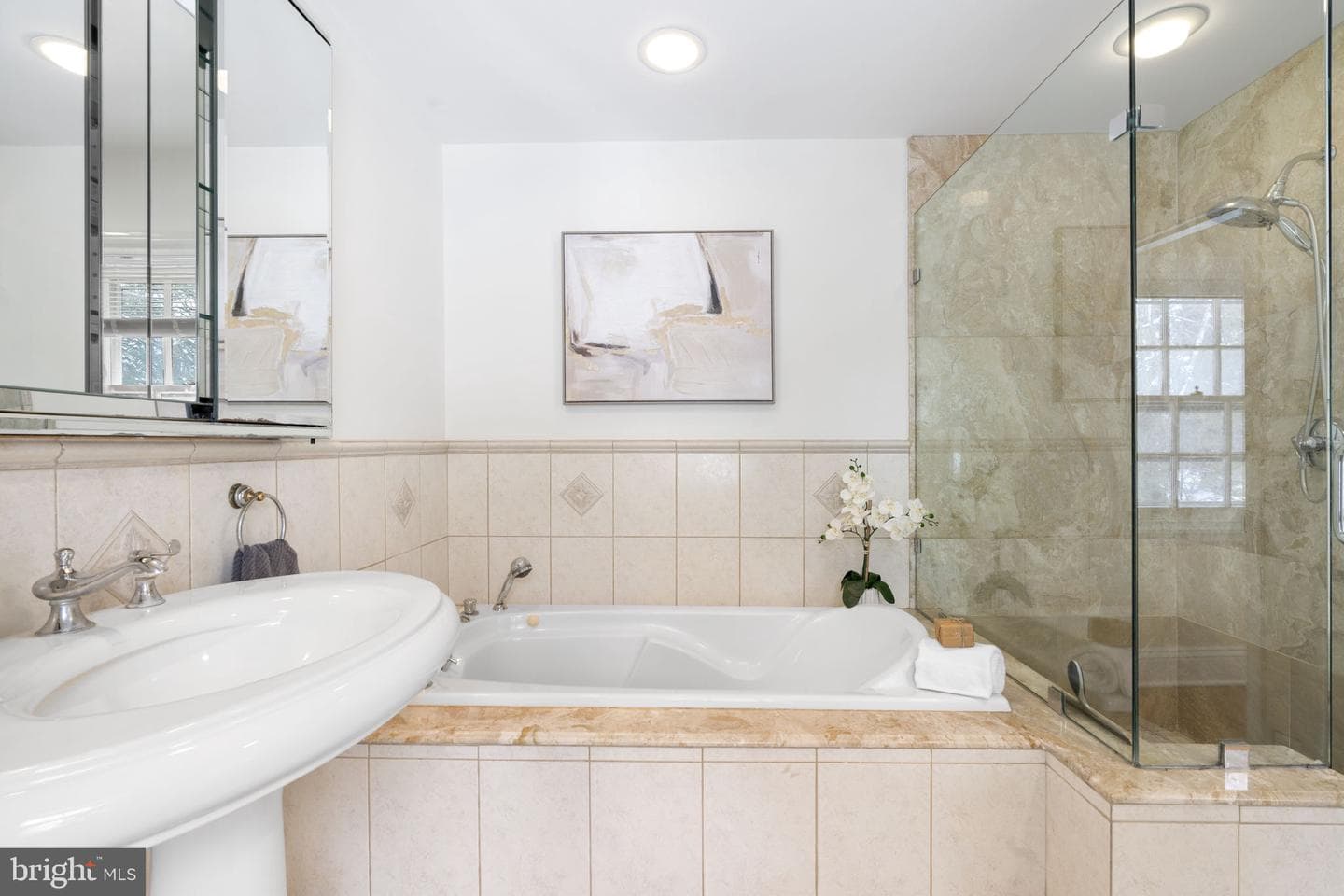 13 E Newfield Way photo 56