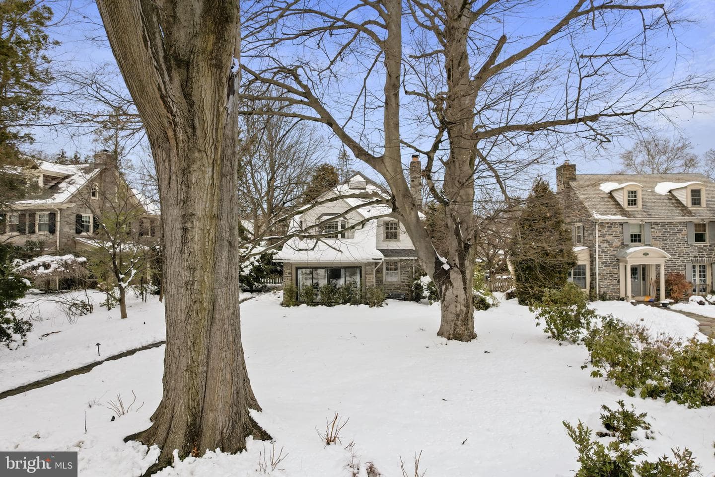 13 E Newfield Way photo 81