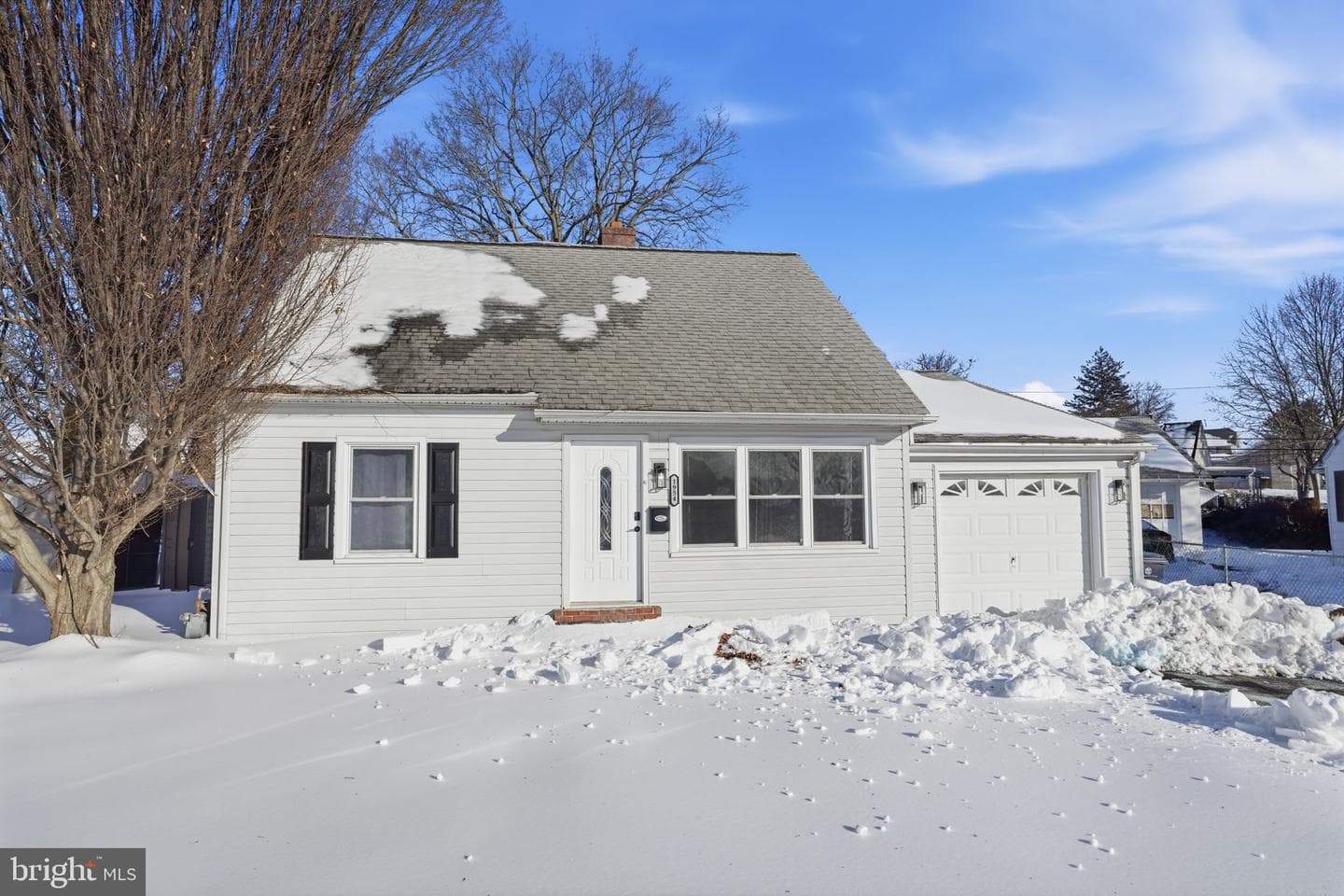 1954 Coolidge Avenue photo 26