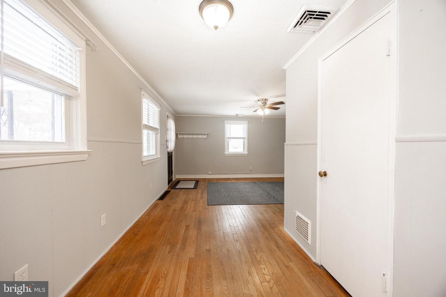 746 N Hanover Street photo 11