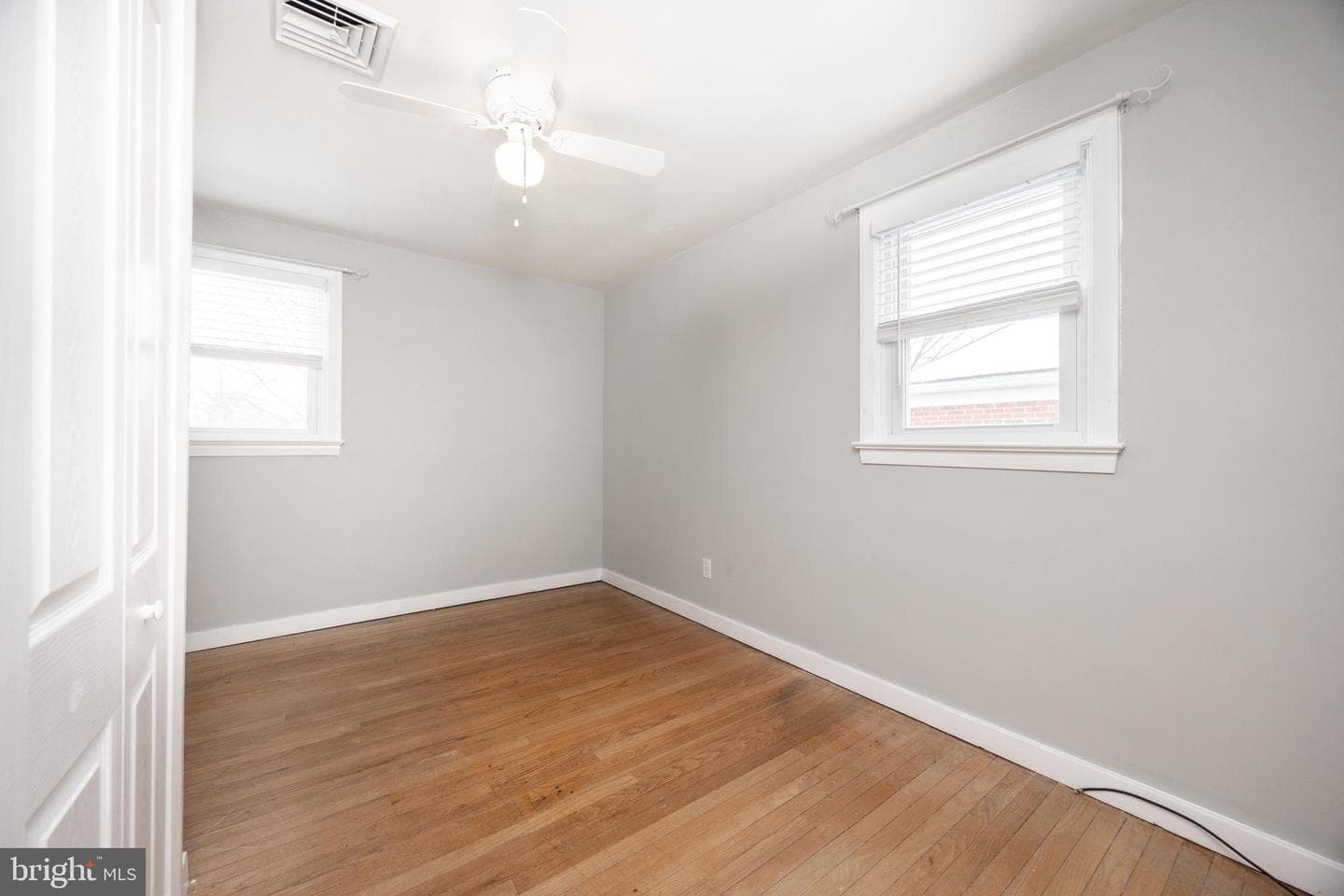 746 N Hanover Street photo 18