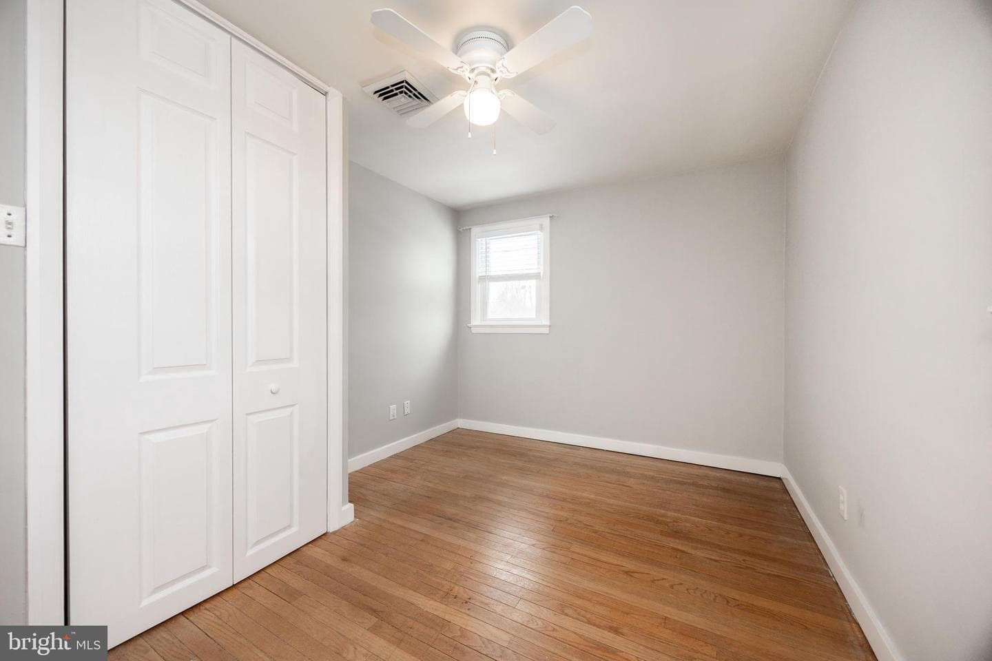 746 N Hanover Street photo 20