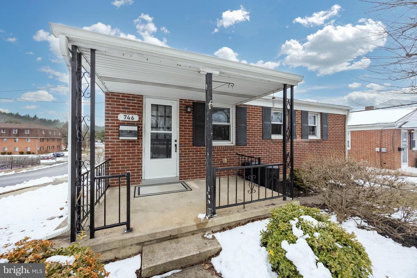746 N Hanover Street photo 7