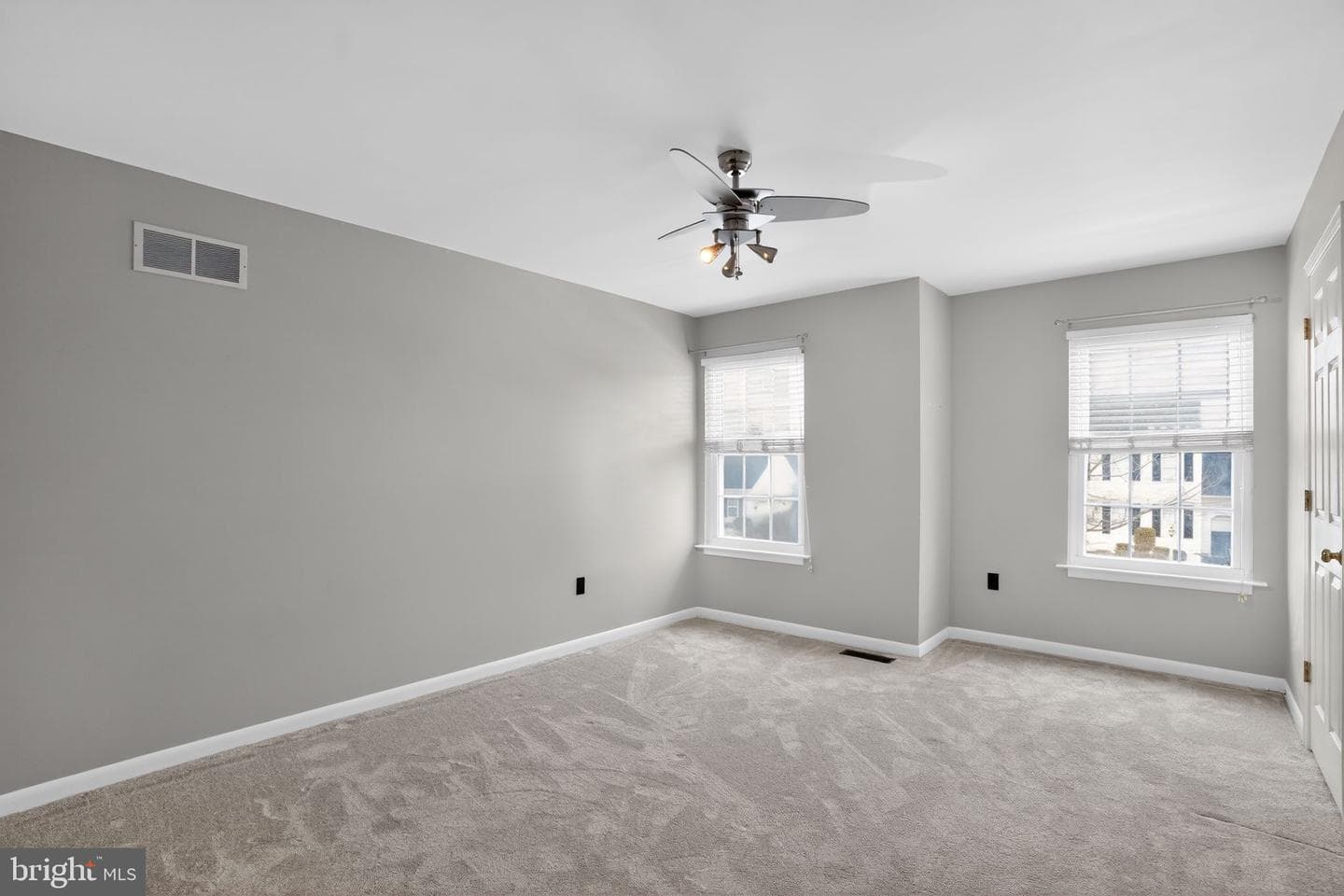 329 Morgan Way photo 24