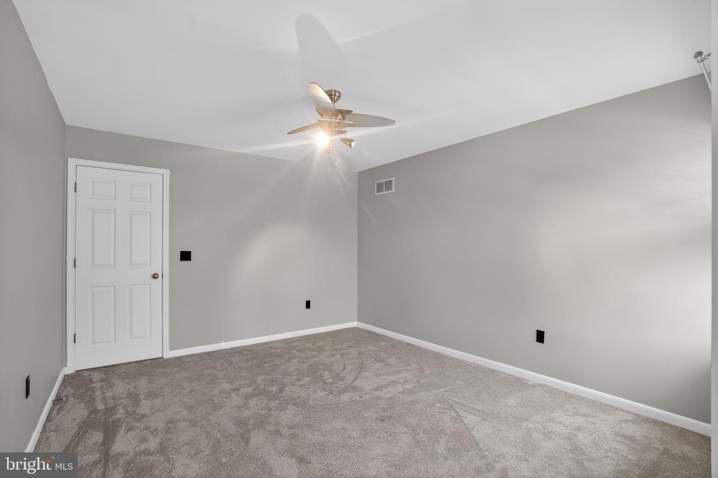 329 Morgan Way photo 25