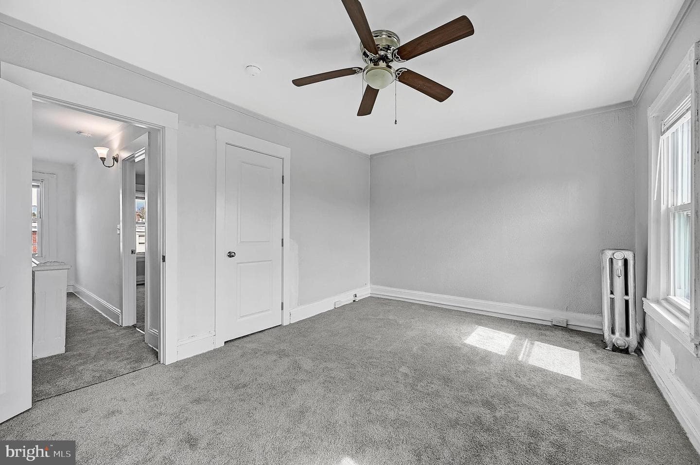 105 W Wood Street photo 22