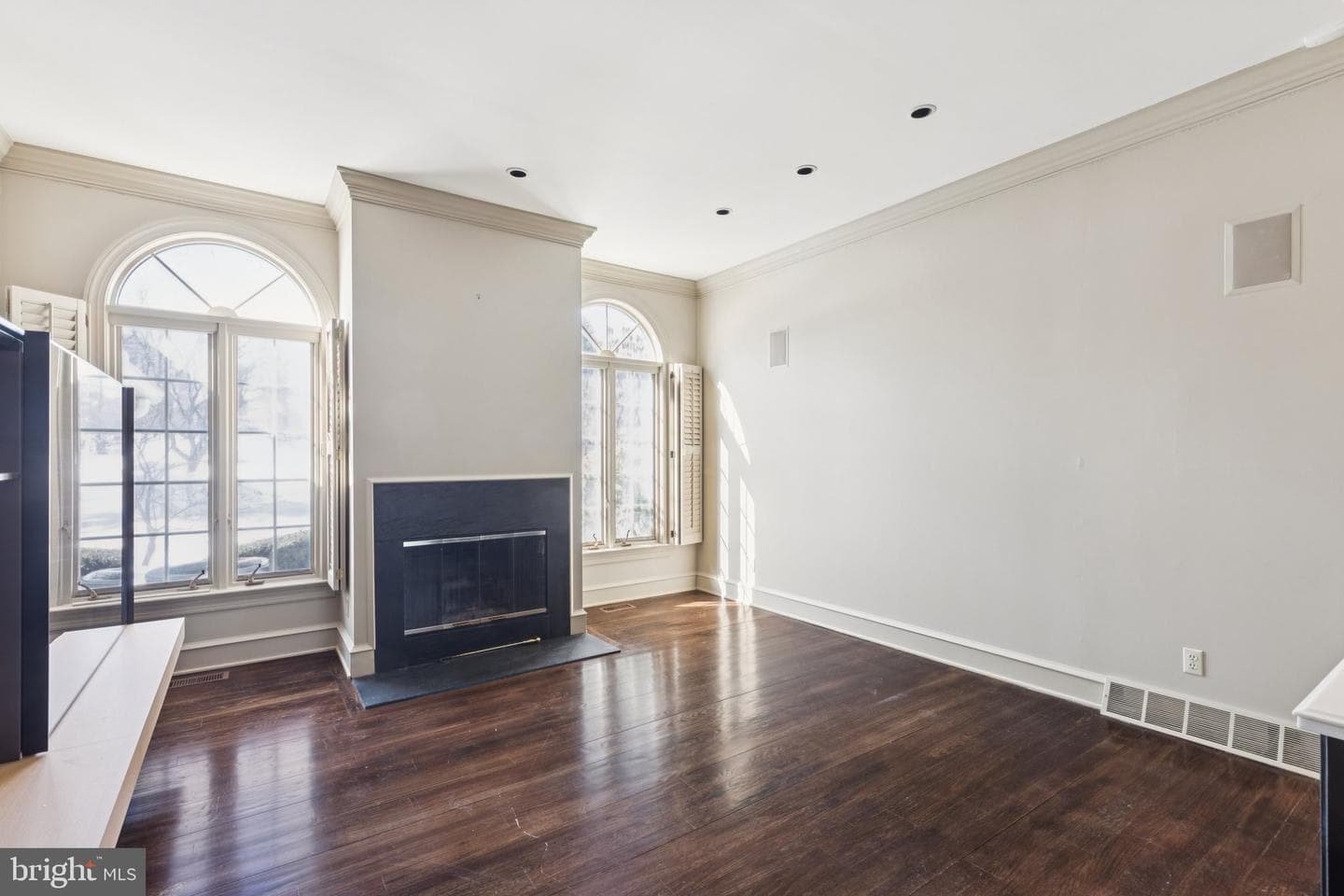 821 Oxford Crest photo 12