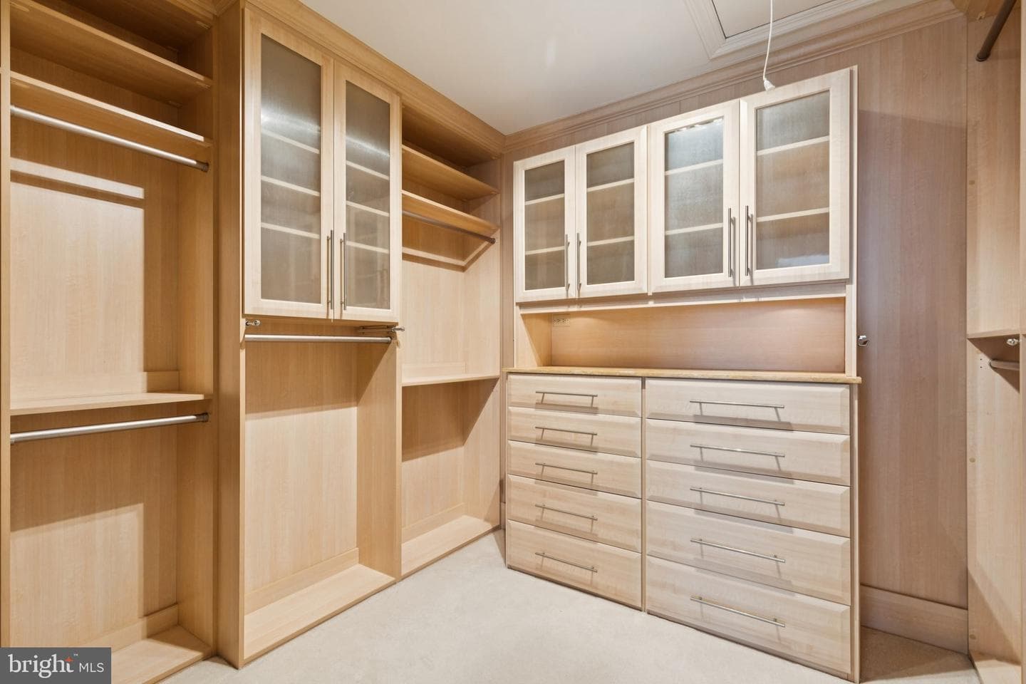 821 Oxford Crest photo 22