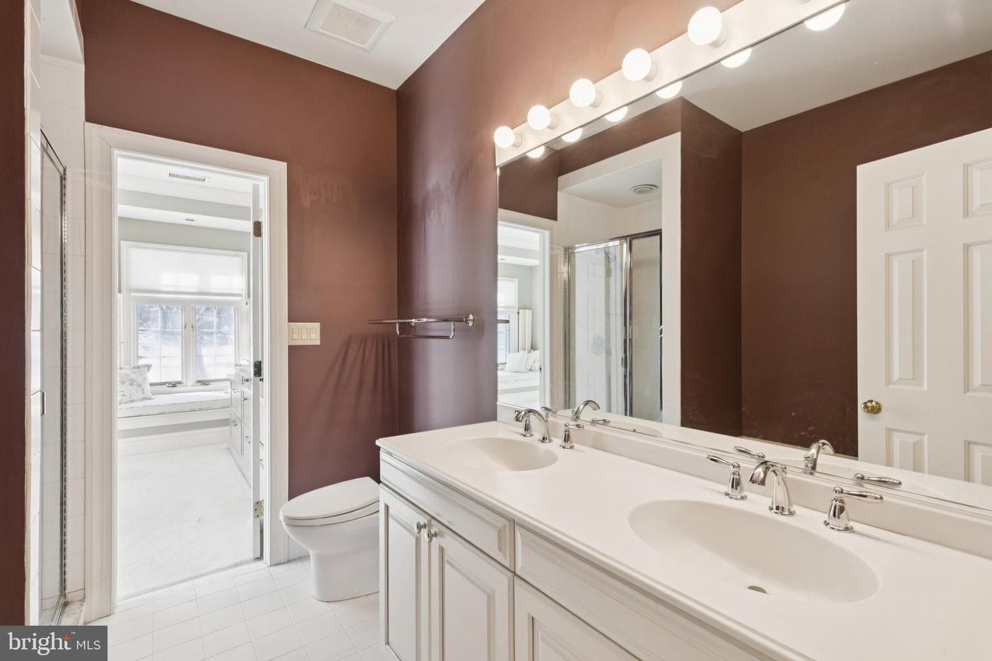 821 Oxford Crest photo 26