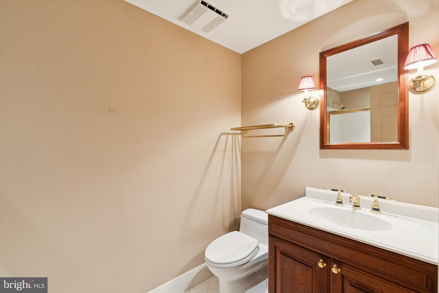 821 Oxford Crest photo 32