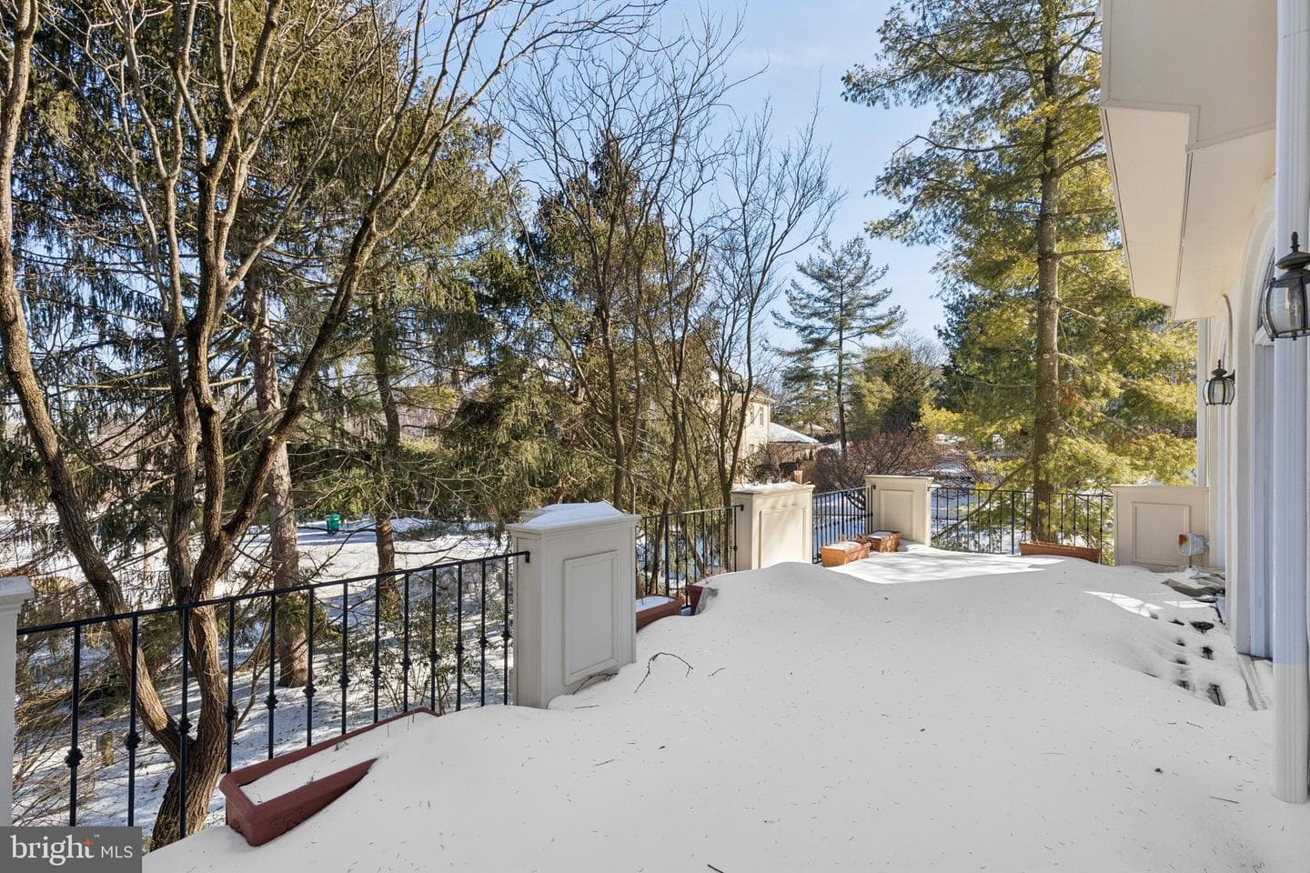 821 Oxford Crest photo 38