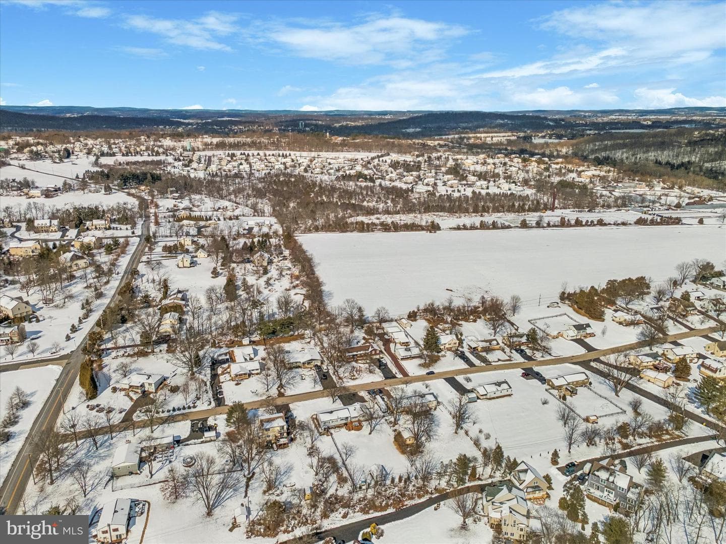 360 Maple Avenue photo 42