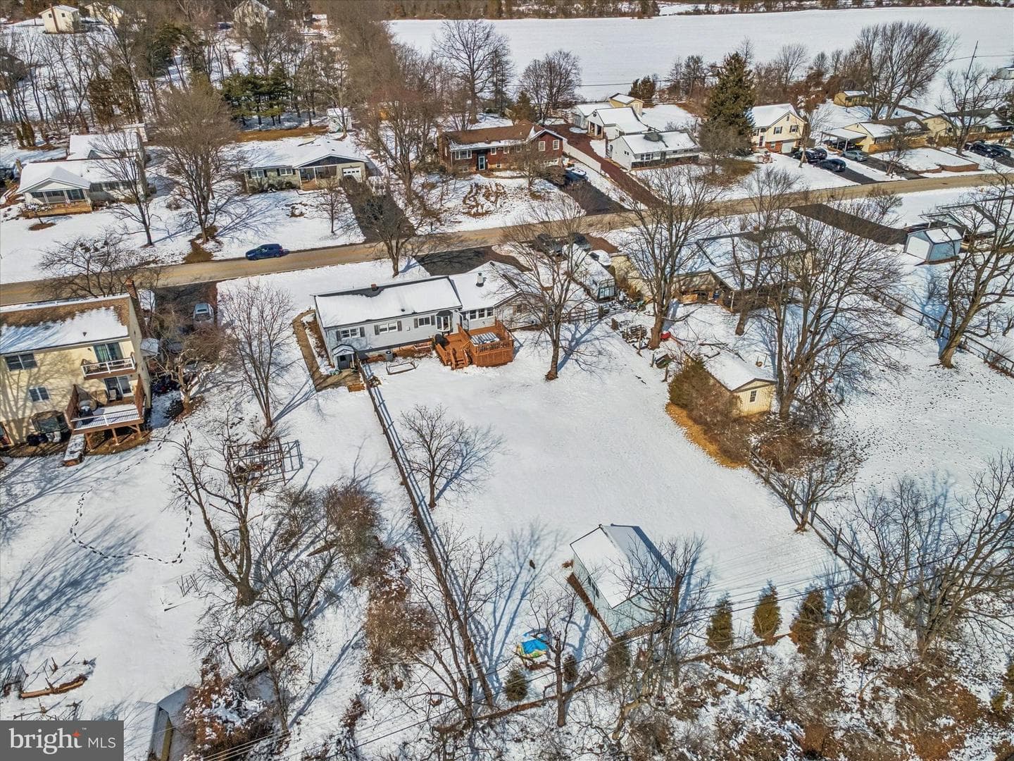 360 Maple Avenue photo 43