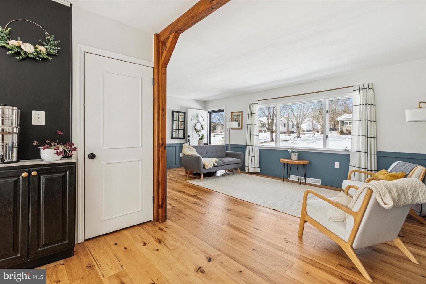 360 Maple Avenue photo 9