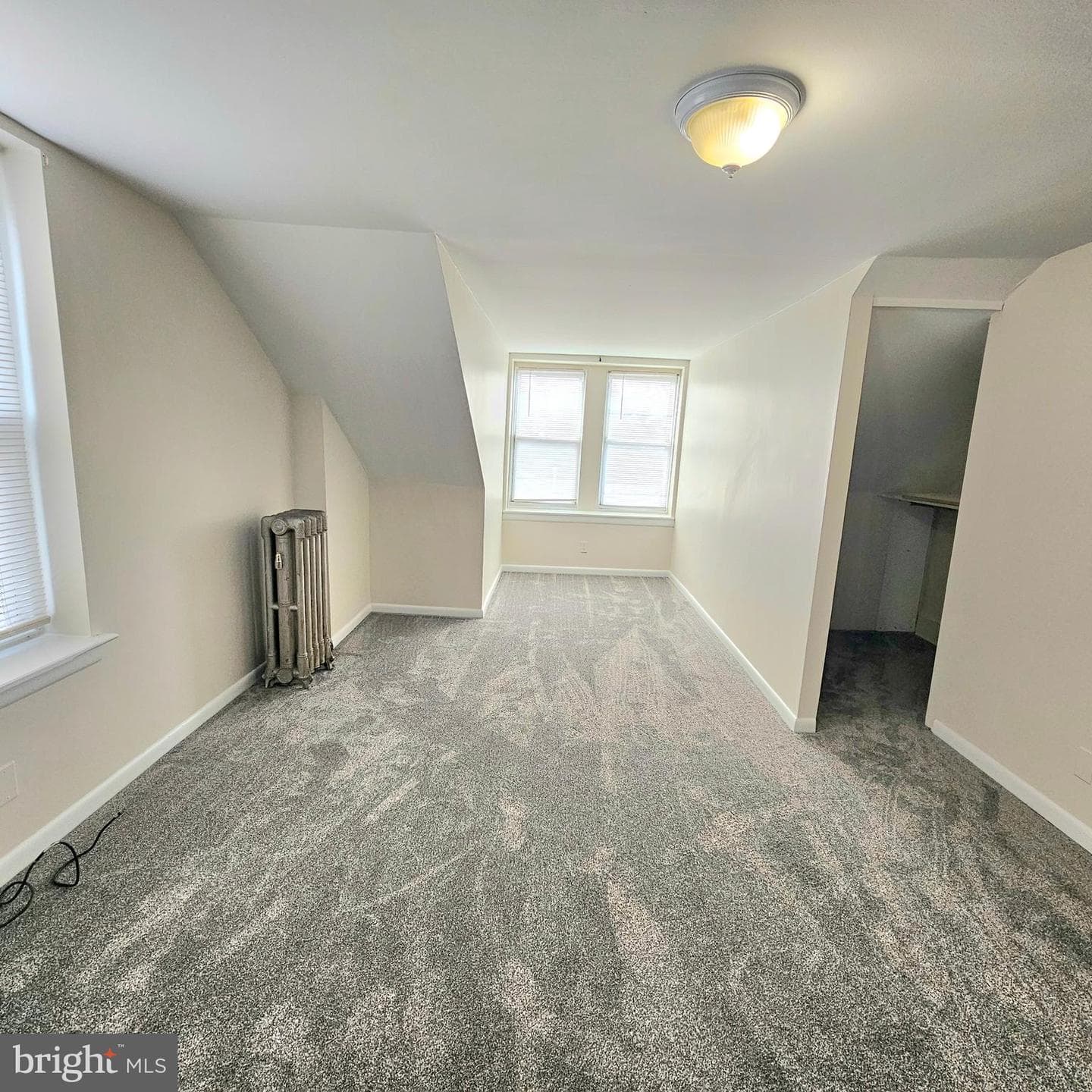 115 W 4th Street photo 43