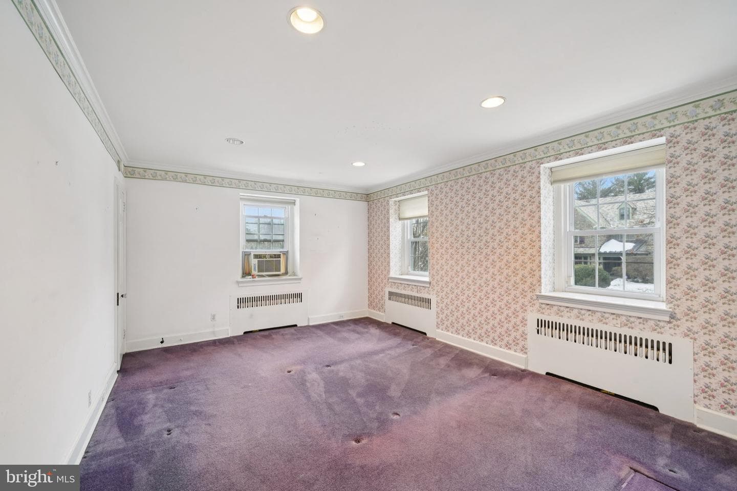411 Lodges Lane photo 34