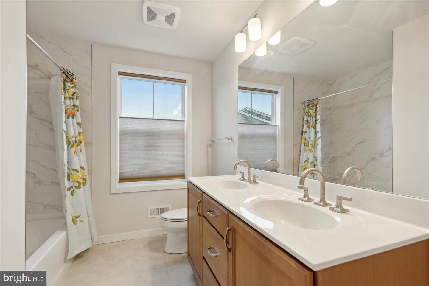 211 Lilac Street photo 14