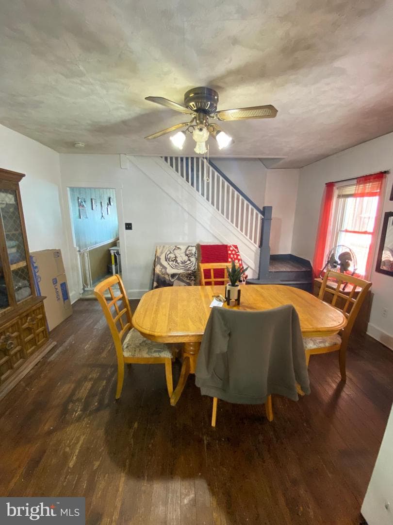 556 Beech Street photo 11