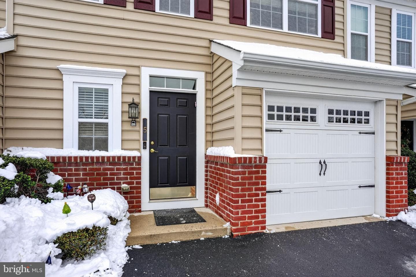 5 Creek View Court