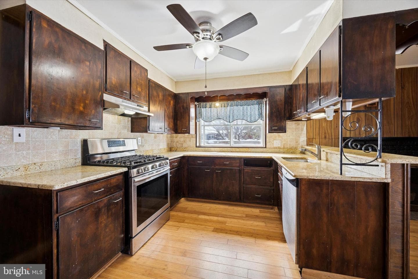 1051 Butler Pike photo 10