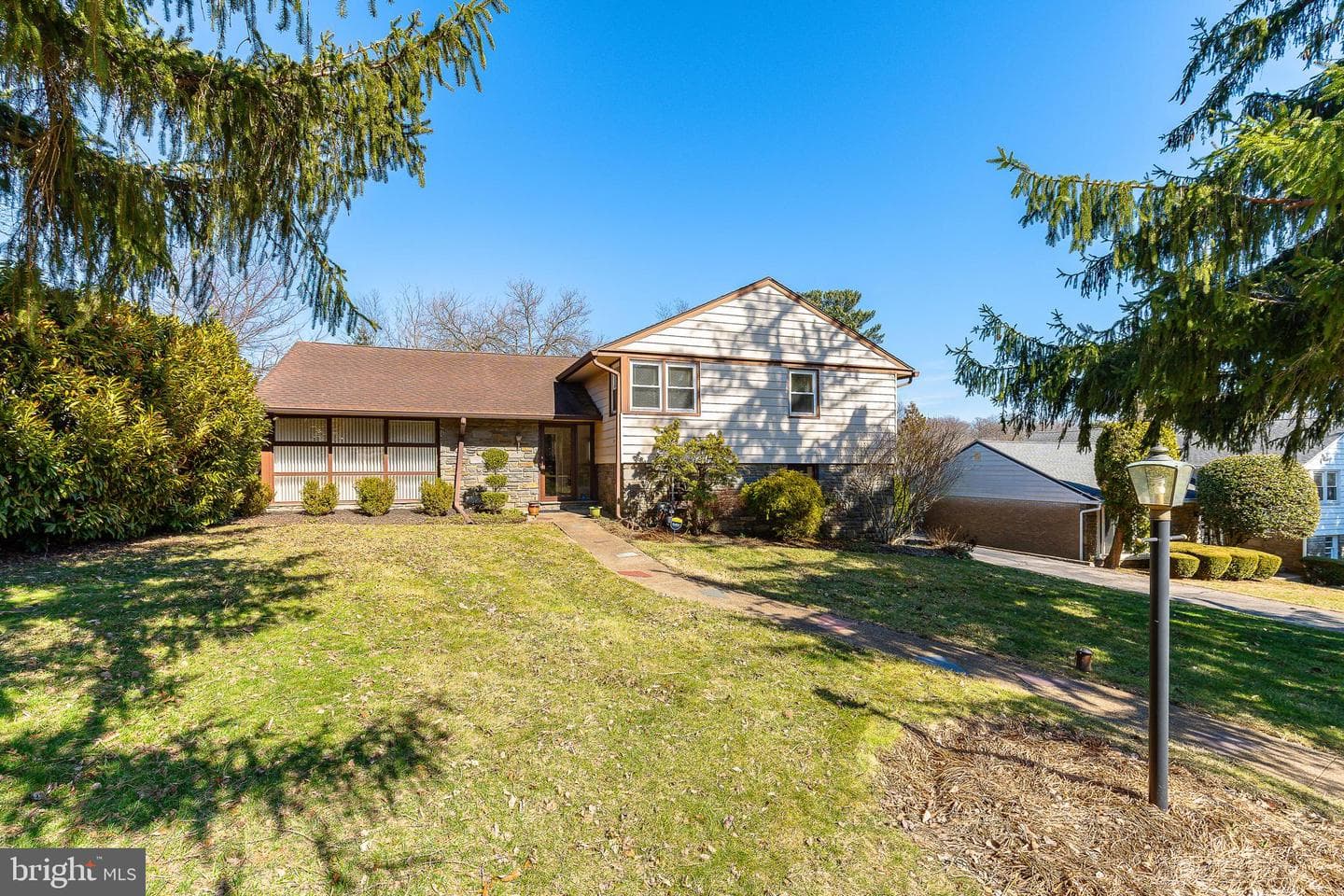 259 Tomkenn Road photo 3