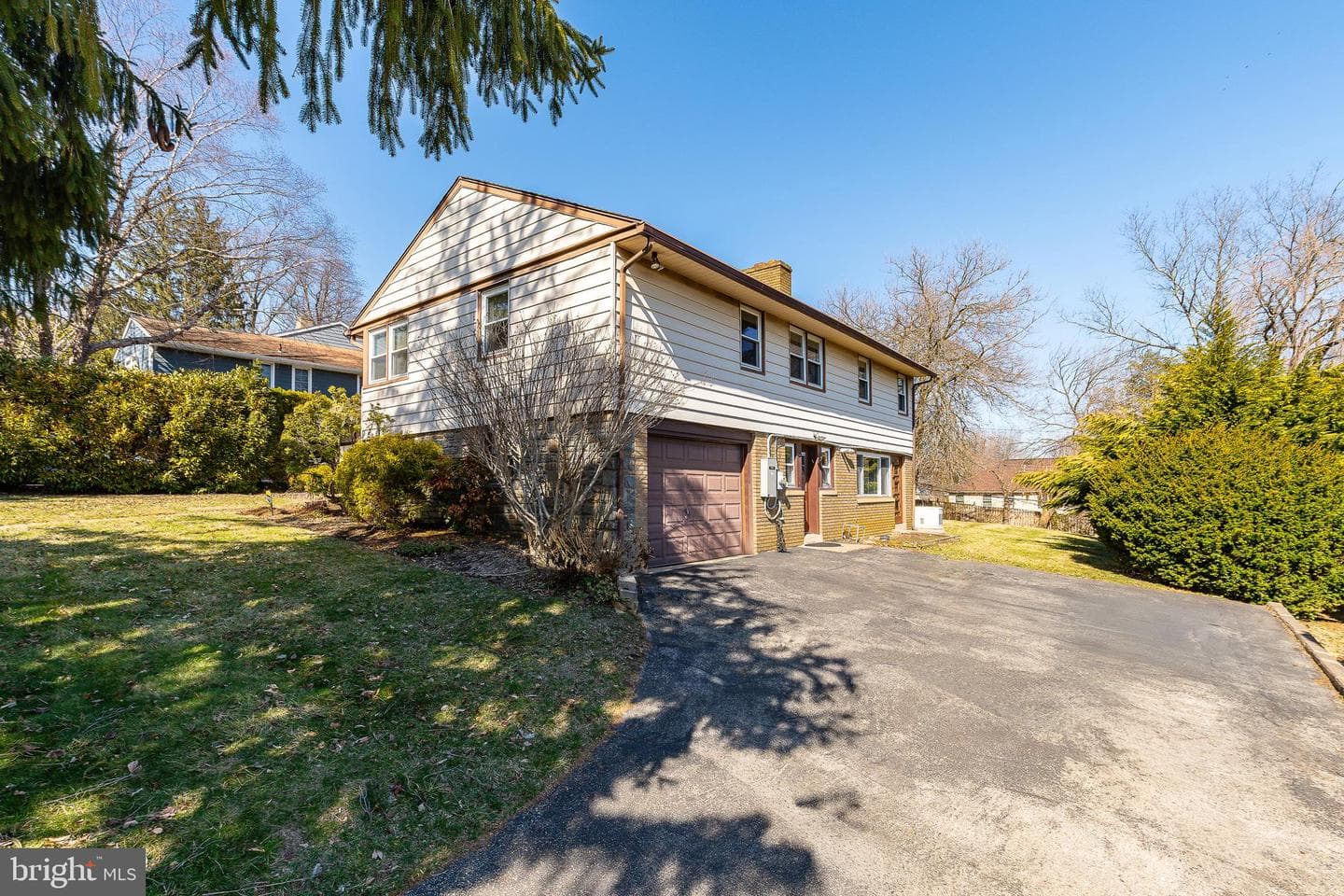 259 Tomkenn Road photo 4