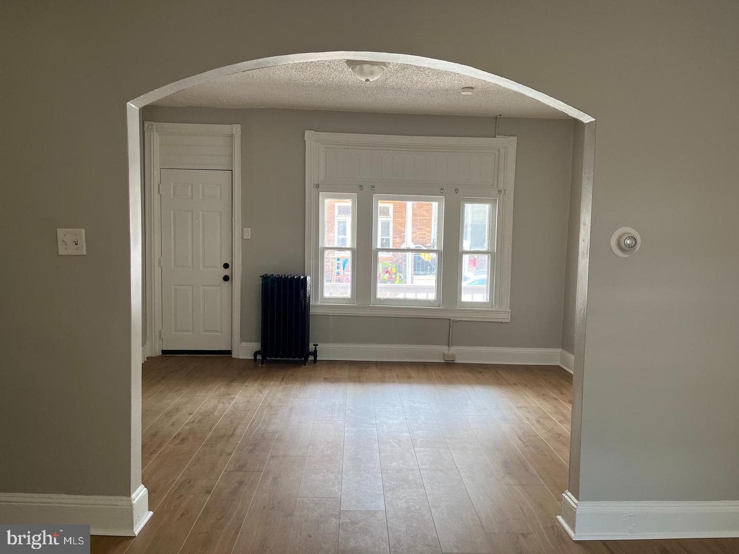 134 Wayne Avenue photo 3