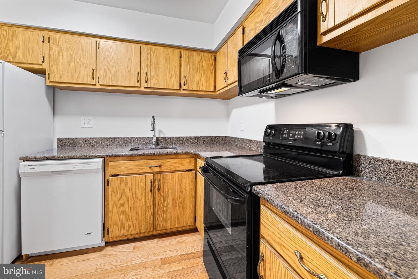 22 Fitzwatertown Road #unit C-8 photo 10