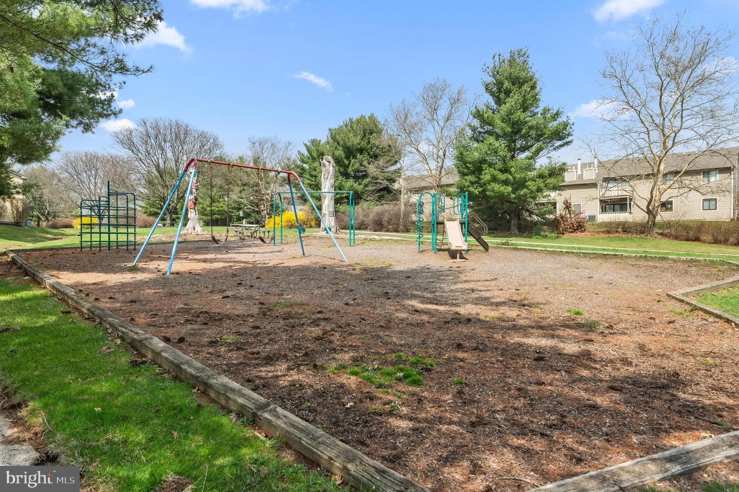1401 Morris Court photo 23