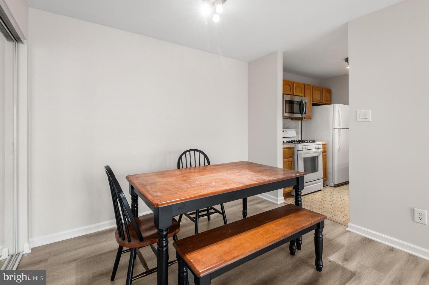 1401 Morris Court photo 7