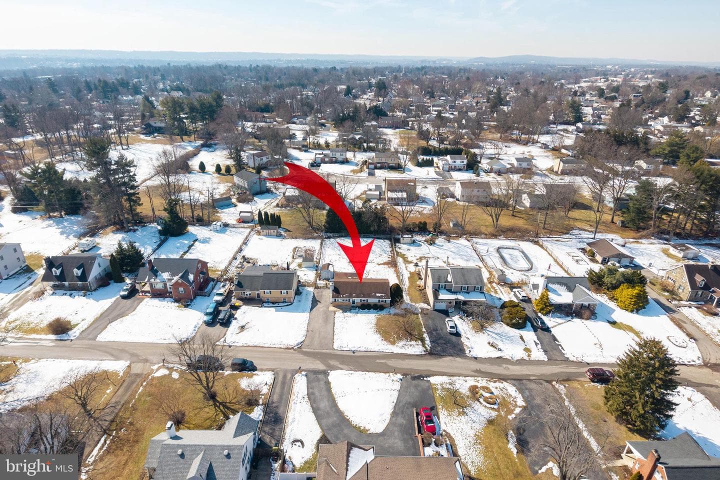 1820 W James Street photo 13
