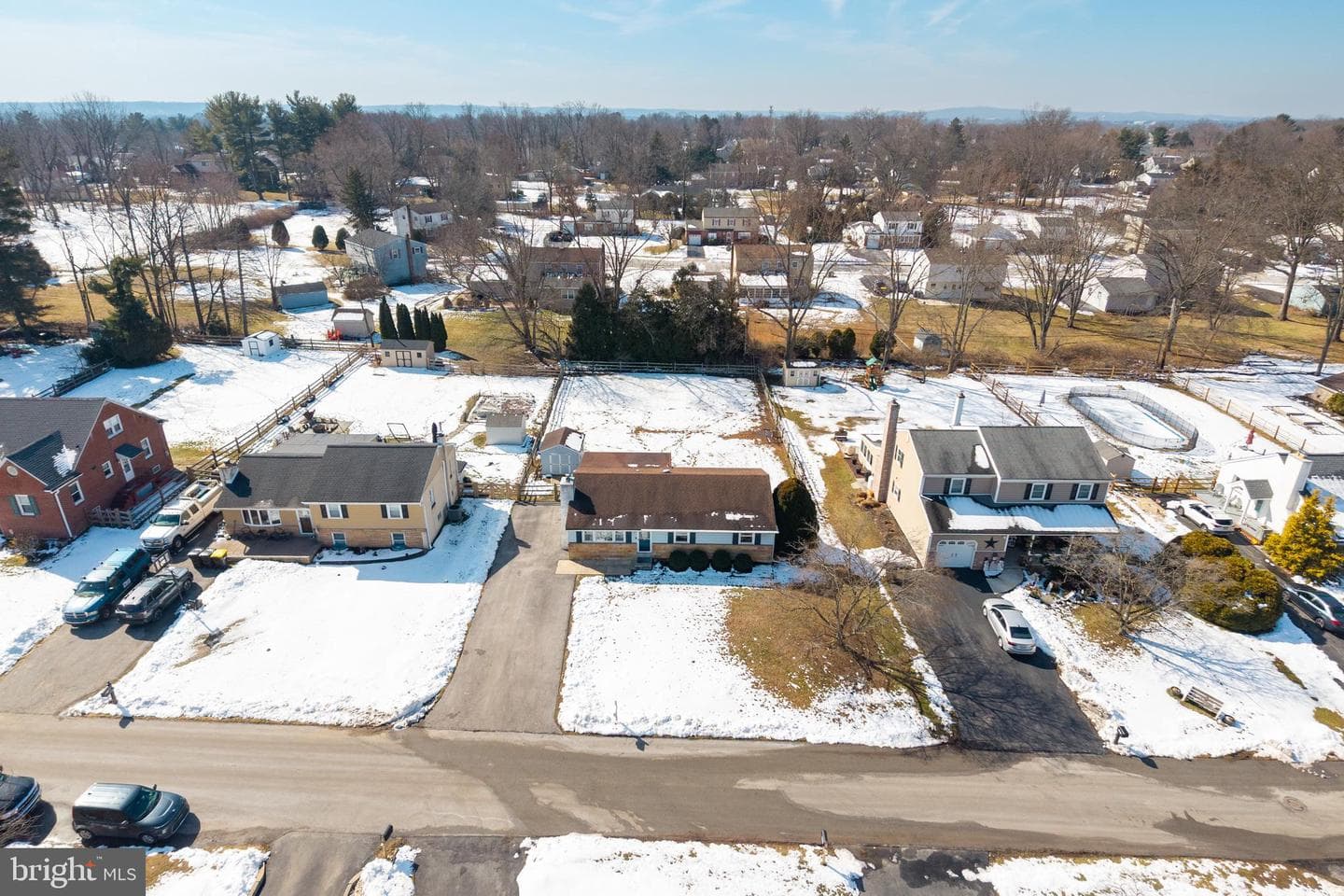 1820 W James Street photo 14