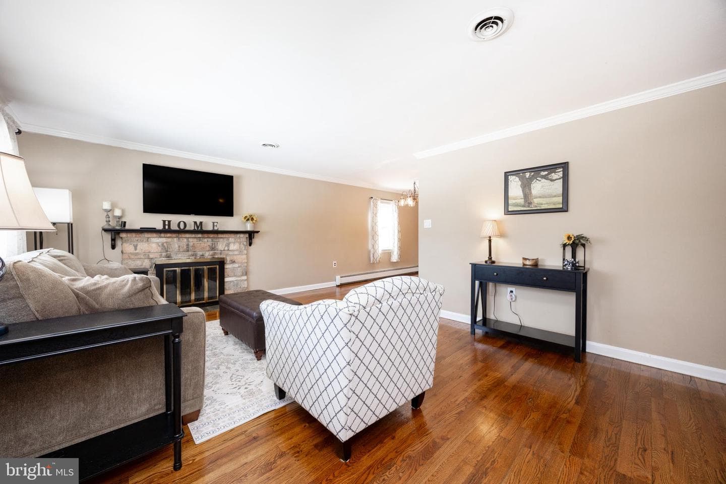 1820 W James Street photo 18