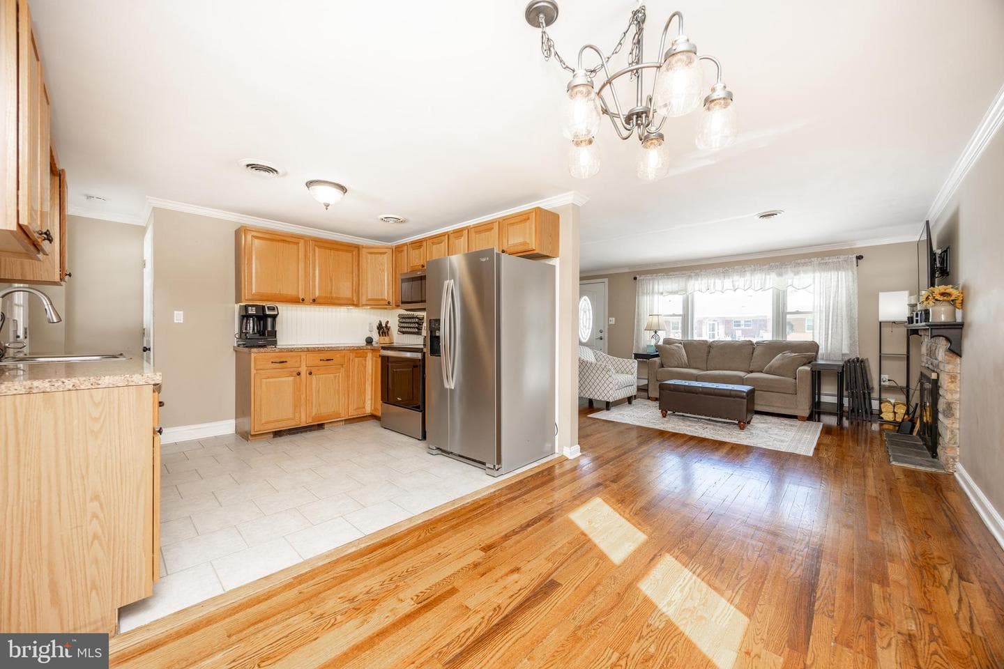 1820 W James Street photo 25