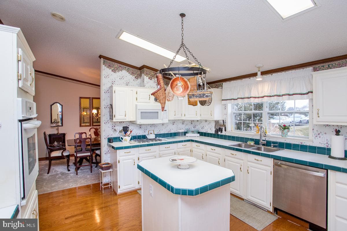 1113 Harvest Lane photo 11
