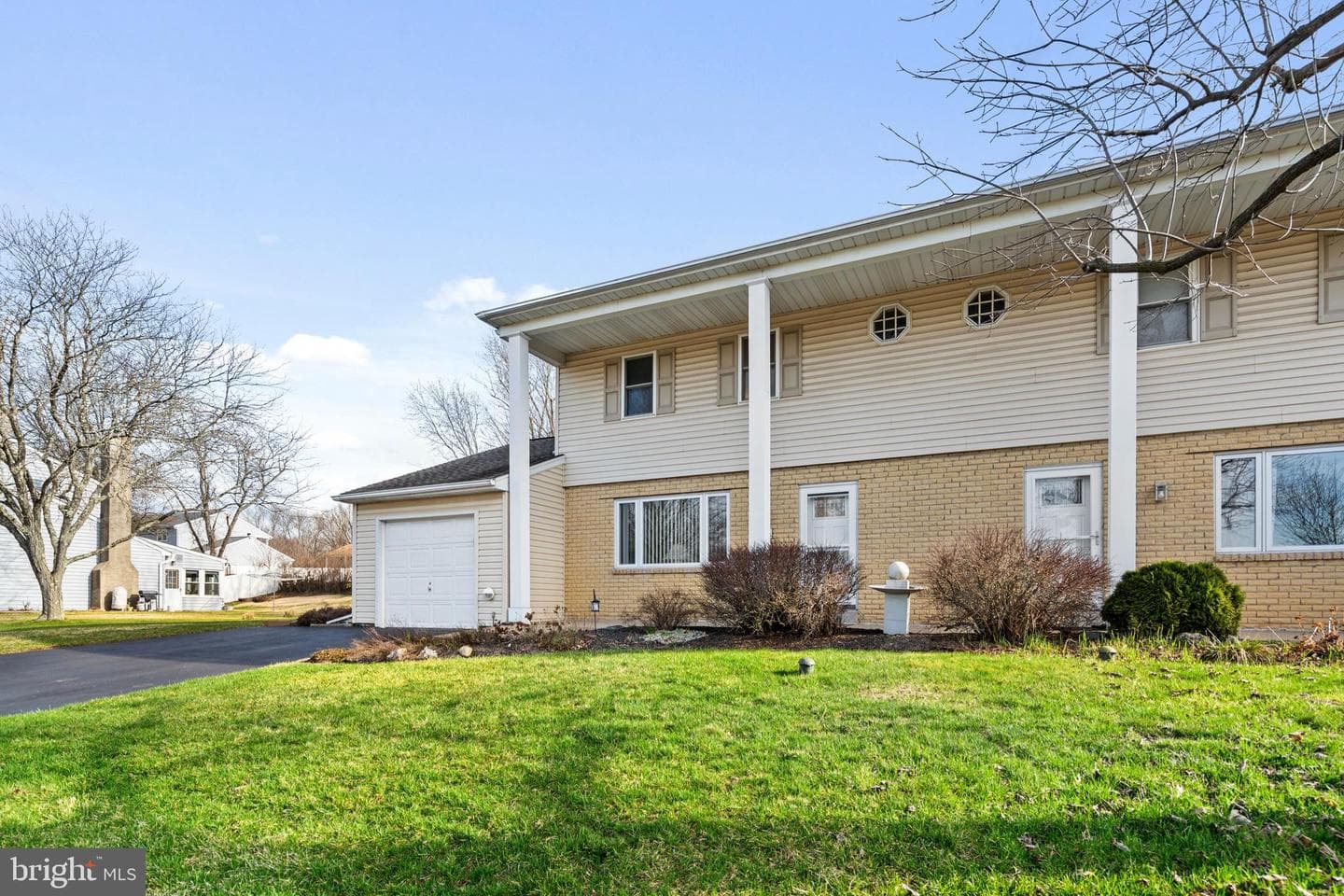 1559 Specht Place photo 18