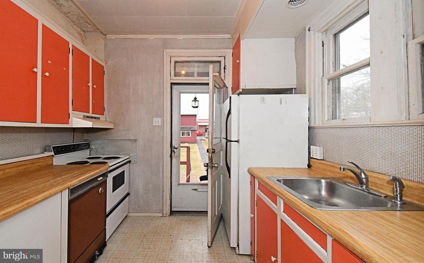 54 W Chestnut Street photo 19