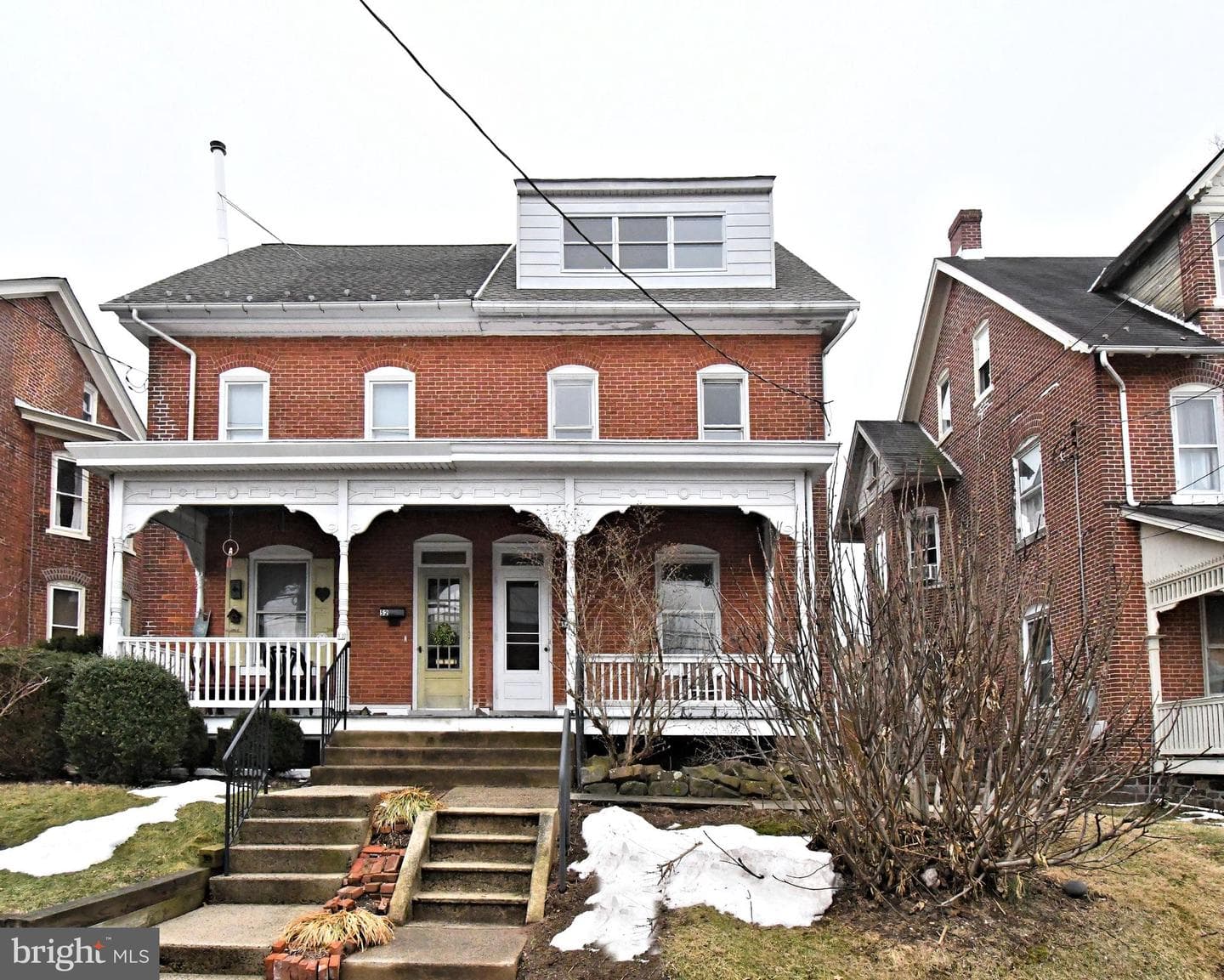 54 W Chestnut Street photo 2