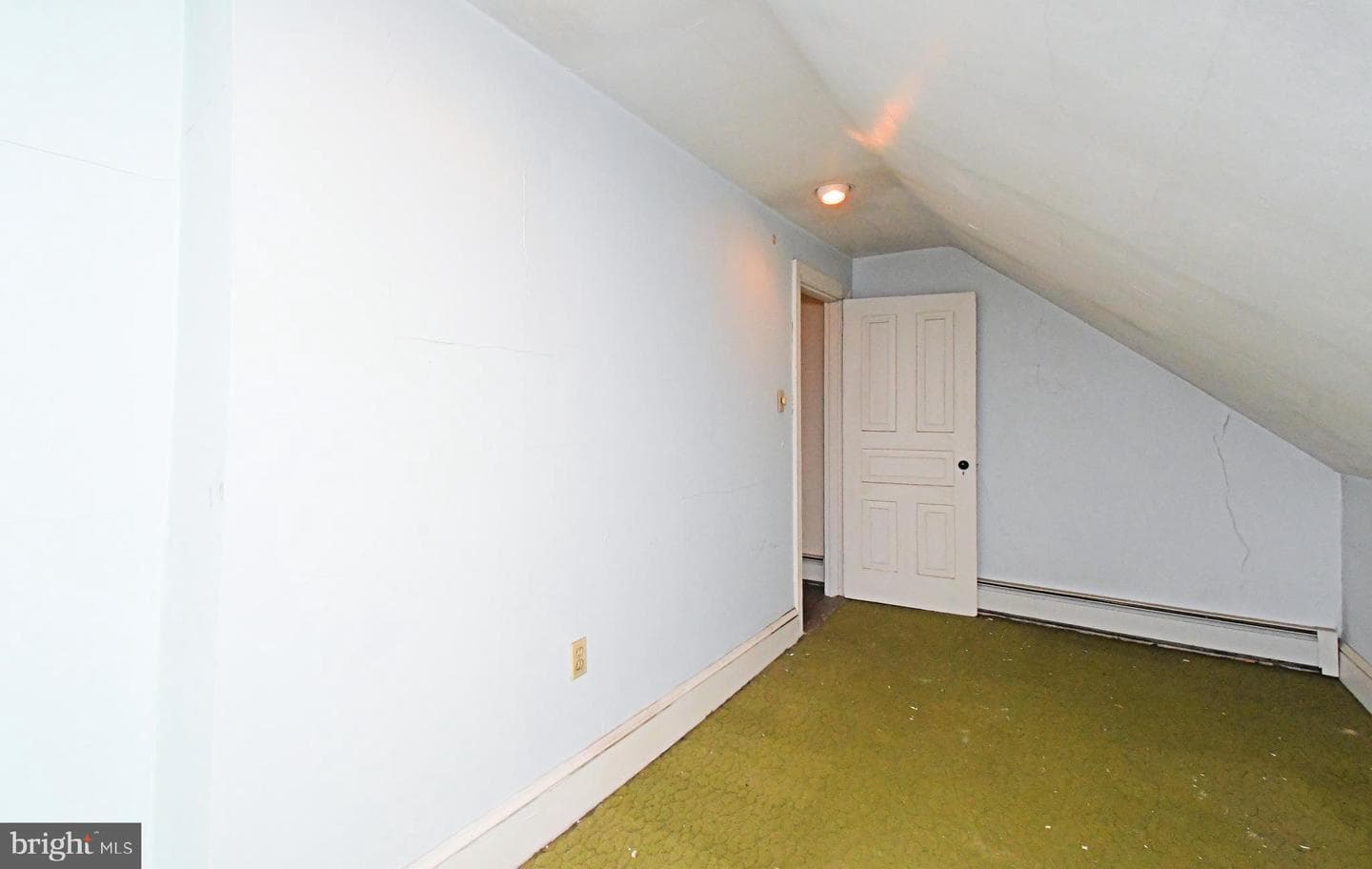 54 W Chestnut Street photo 38