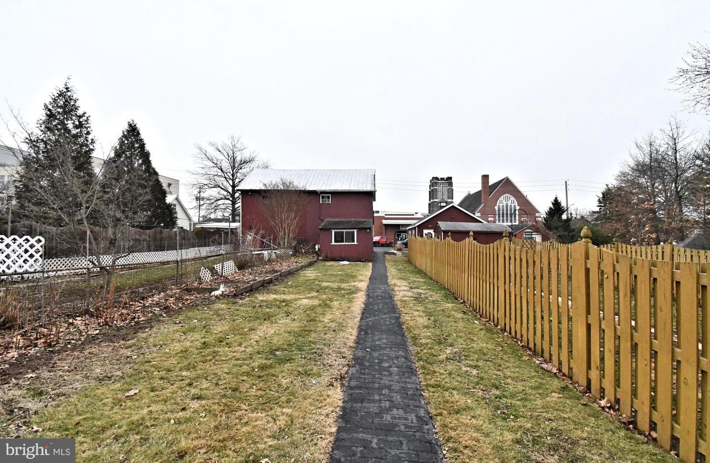54 W Chestnut Street photo 50