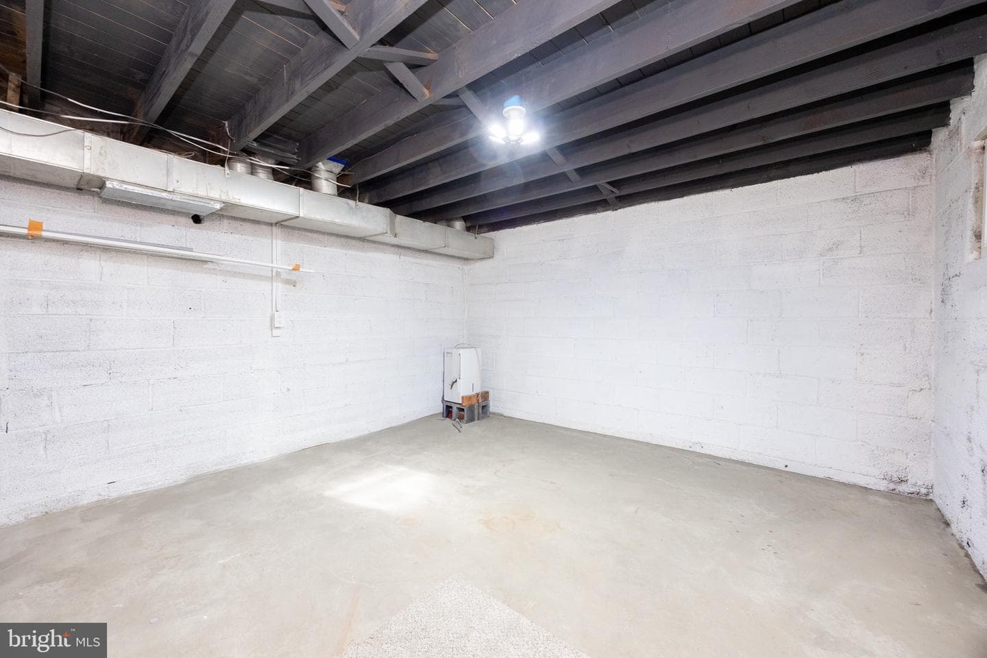 648 Shoemaker Lane photo 27