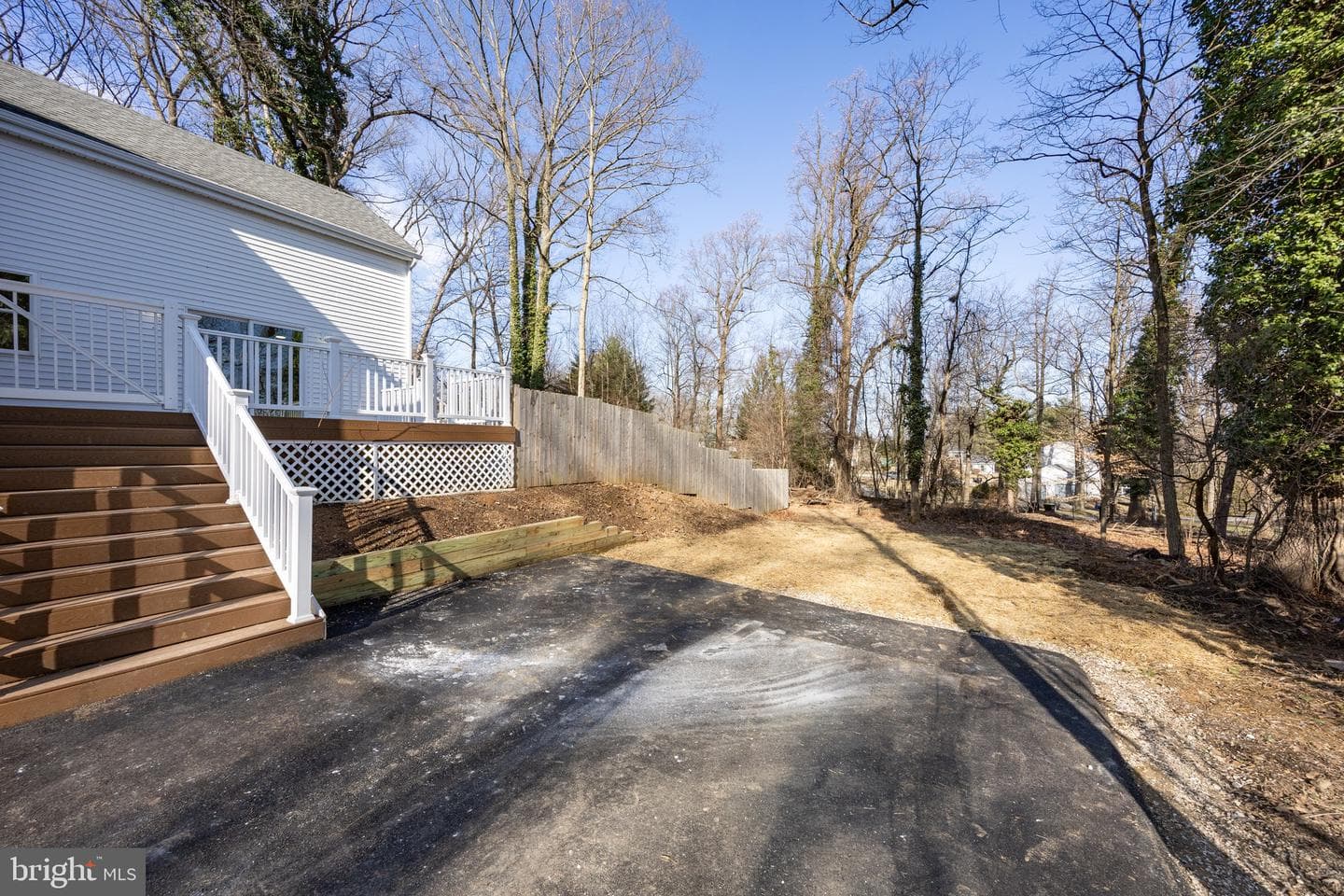 648 Shoemaker Lane photo 39